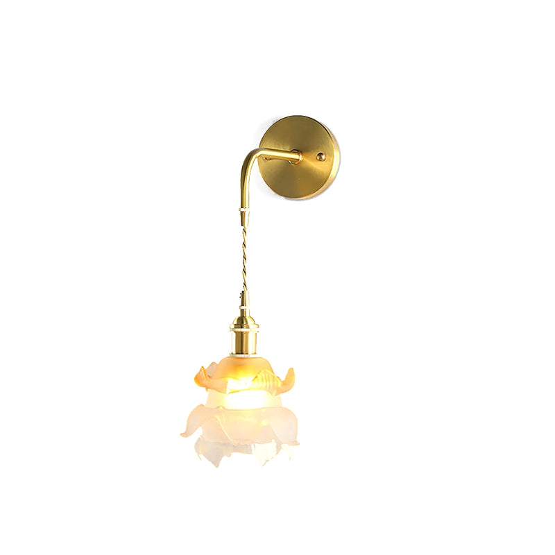Laura Brass Wall Lamp | Korewolamp