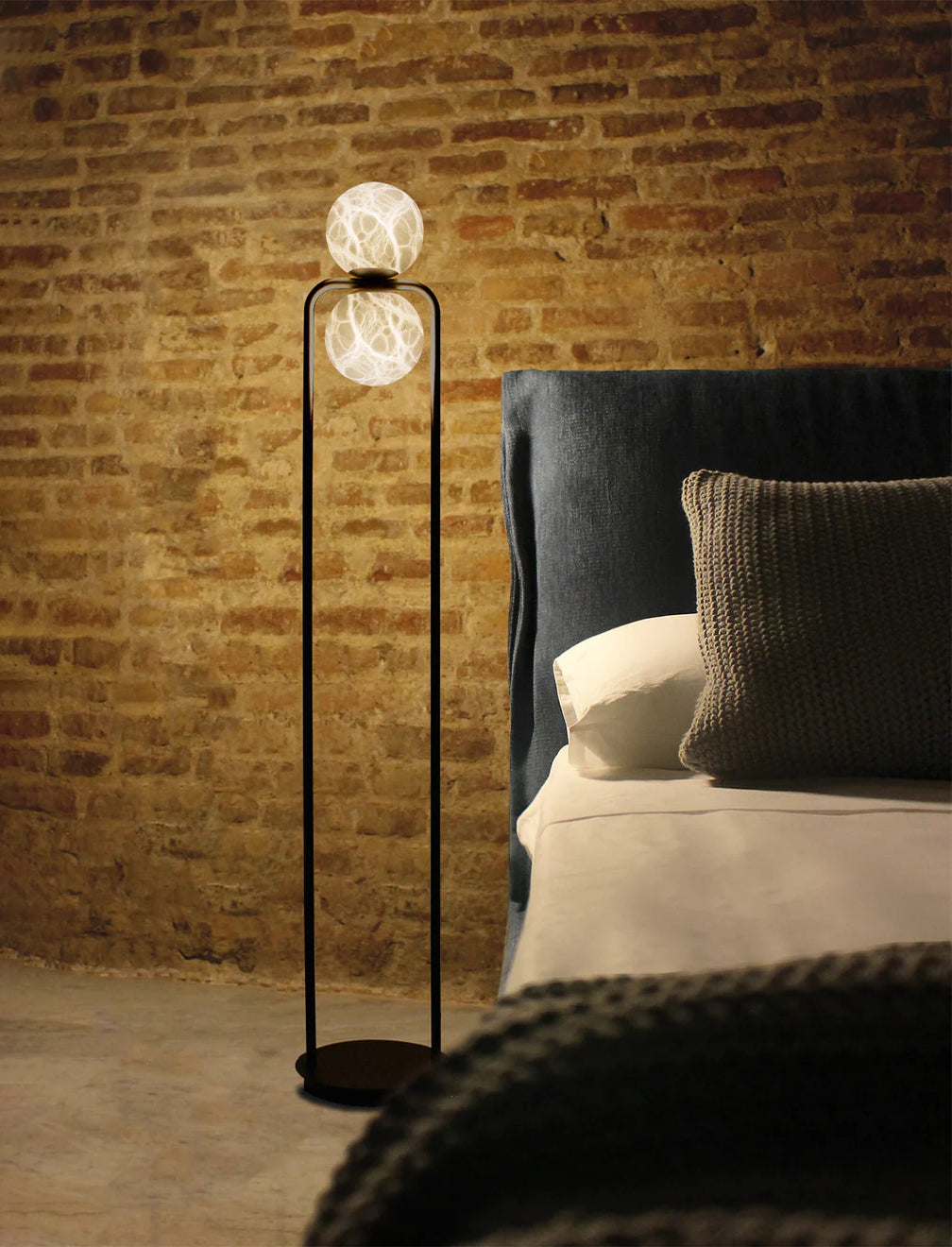 Alabaster Tribeca Black Floor Lamp